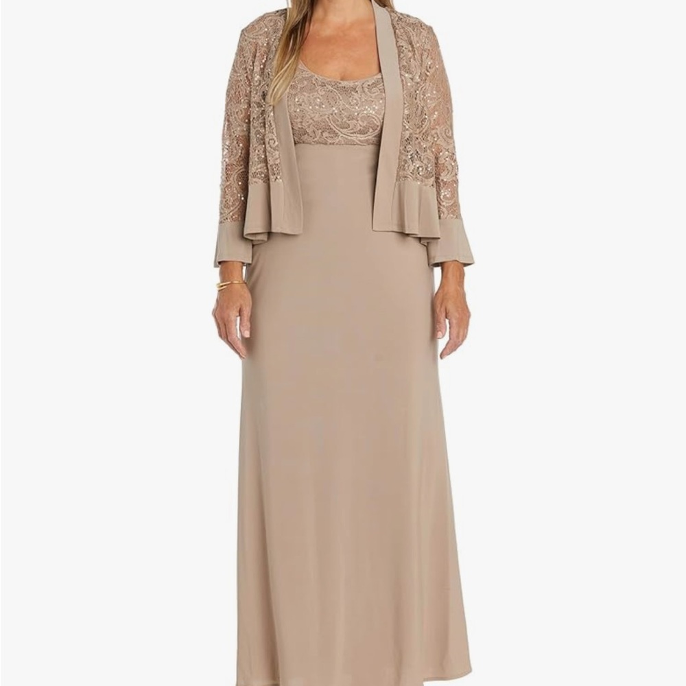 R&M Richards Two-Piece Lace Gown – Size 6P | NWT